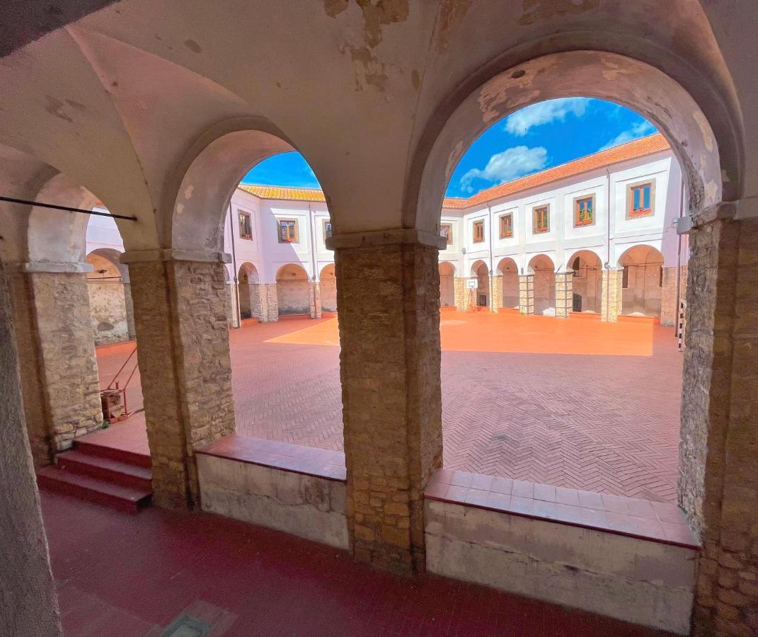 B&B Chiostro San Marco Tarquinia Exterior photo